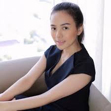 Selly is a platform where you can make your own store, and sell your own things. Selly Dwi Ariyanti On Twitter Ask Me A Question Http T Co Wrsonyyei7