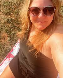 Stacey Stark (@stacearella) • Instagram photos and videos