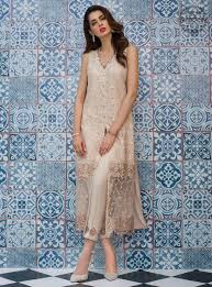 The wedding is an important event both for the couple and all the guests. Pakistani Wedding Dresses For Bride S Sisters And Cousins Online Shopping In Pakistan