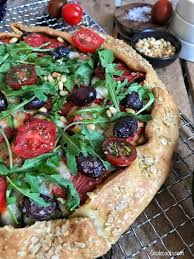 Tarte Rustique Aux Courgettes Tomates Et Mozzarella Cecilecooks En 2020 Recettes De Cuisine Tarte Tomate Mozzarella Tarte