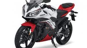 As of now, the yamaha r15 has a price of rs 1.18 lakh ex showroom new delhi. Yamaha R15 V2 Discontinued India 3326 Indian Autos Blog