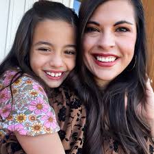 What are parking options in Inlet Beach with limited parking space?