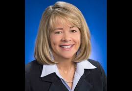 How the Best-Known Bankers in Town Stay Connected