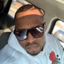 Derrick Hull (@hullderrick85)