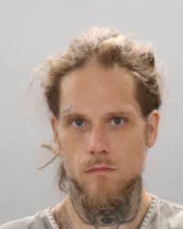 HURST, RANDALL ALLEN Charges: SIMPLE POSS/CASUAL EXCHANGE/VOP This  information and more is available at https://sheriff.knoxcountytn.gov