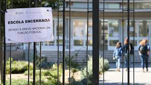 Na sua declaração de greve, a comissão intersindical dos. Funcao Publica Preve Forte Adesao A Greve Nacional