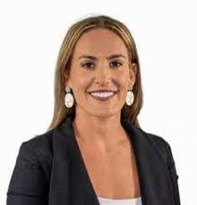 Catherine Zacarias's Instagram, Twitter & Facebook