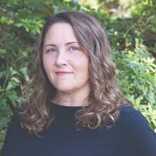 Diane Oslund's Instagram, Twitter & Facebook