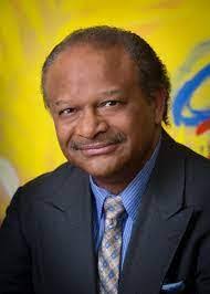 Carlton Highsmith's Instagram, Twitter & Facebook