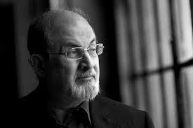 Berikut ini Profil Salman Rushdie, Penulis Buku 'Ayat-ayat Setan' yang  Ditikam di New York Jumat kemarin