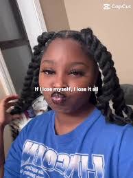 Mia Mays's Instagram, Twitter & Facebook