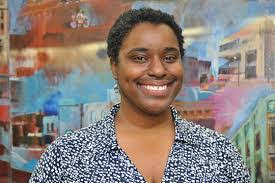 Regina Hendrix's Instagram, Twitter & Facebook