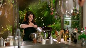 I Don T Know Why But Watching Cooking Shows Soothes And Relaxes Me Always Has Nigella Lawson Nigella Prep Kitchen