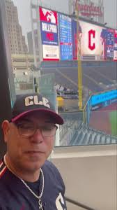 🔥Está noche a las 10:15 estaremos en @megustanlosdeportespr hoy estuve en  un evento de KeyBank en nuestro Parque de Cleveland Guardians 🔥