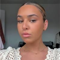 4 "Isla Coleman" profiles