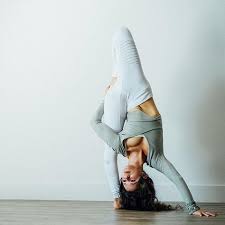 Standing Splits Yoga Easy Yoga Workouts Yoga Photos Yoga Poses