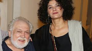 Maybe you would like to learn more about one of these? O Agnwstos 22xronos Gios Ale3andros Toy Kwsta Kazakoy Kai Ths Tzenhs Kollia