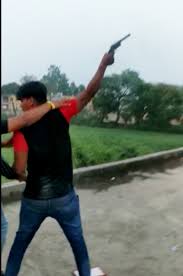 वाहन जांच के नाम पर आये दिन ऐसा होता रहता है। Youth Arrested For Firing At Birthday Party à¤¬à¤° à¤¥à¤¡ à¤ª à¤Ÿ à¤® à¤« à¤¯à¤° à¤— à¤ªà¤° à¤à¤• à¤†à¤° à¤ª à¤¯ à¤µà¤• à¤— à¤°à¤« à¤¤ à¤° Baghpat News