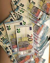 Current exchange rate for the euro (eur) against the british pound (gbp). Fake 20 Euro Banknotes X 30 Buy Fake Counterfeit Money Deepwebnotes