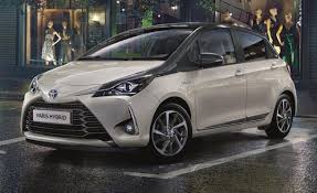 Used 2015 toyota yaris exterior. La Gama Del Toyota Yaris Estrena Apple Carplay Y Android Auto Motor Es