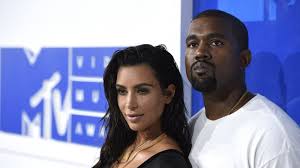 Kim kardashian & kanye west dissed on snl again. Vq7wgbopg99h5m