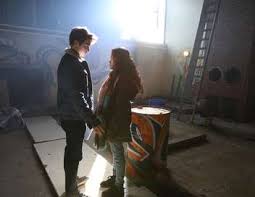 Son entourage, et surtout ses parents, vont s'efforcer de gérer au mieux la situation. Clem Saison 9 Episode 2 Maman Teleobs