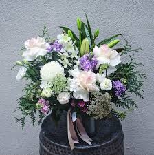Adding accents or upgrades can contribute to higher prices as well. Stylish Flowers Arrangements Flower Delivery Across Melbourne Daily