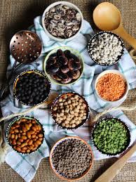 Come tutti i legumi, le cicerchie sono ricche di proteine e possono quindi essere un valido alleato in una dieta vegetariana o vegana. Come Cucinare I Legumi Secchi Ricettedalmondo It