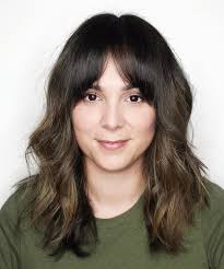 Bangs for round face shapes: 50 Stylish Bangs For Round Faces Compatible With Any Hair Length