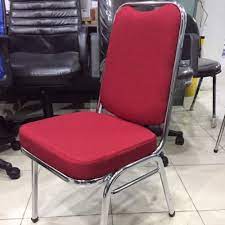 Kikayu.com menjual kursi futura dengan harga terjangkau dan murah. Jual Kursi Susun Futura Ftr 405 Warna Merah Tua Medan Kota Medan Wira Utama Tokopedia