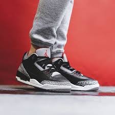 Originally released as jordan 3 white cement, another version quickly followed called the jordan 3 black cement. Air Jordan 3 Black Cement Airjordan Airjordan3 Aj3 Michaeljordan Jumpman Blackcement Airjordanblackcemen Jordan 3 Black Cement Air Jordans Black Cement