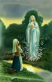 La aparación de la virgen en el siglo xix ha hecho del pueblo de lourdes lo que es hoy en día. Santa Bernardita En Una De Las Apariciones Con La Santisima Virgen Maria En Lourdes Francia Patron Saints Nuestra Senora De Lourdes Virgen Lourdes