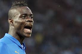 (born 12 aug, 1990) forward for brescia. Mario Balotelli Si Sfoga Sono Stufo Non Va Bene Mai Nulla Video Sportpaper