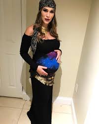 Kostume Fur Schwangere Selber Machen Die Besten Diys 2020 In 2020 Mit Bildern Kostume Fur Schwangere Selber Machen Kostumvorschlage Halloween Kostum Fur Schwangere