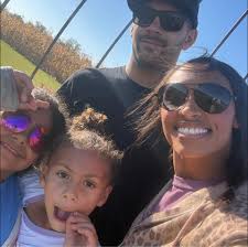 Leah Barton (@ajjbbq) • Facebook, Connect with friends