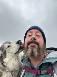 Hiking with dogs in cold weather
