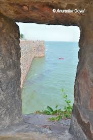 The town of amer and the amber fort were originally built by meena's community and additions were, later, made by sawai jai singh. Sindhudurg Fort Guarding The Konkan Coast Of Maharashtra Inditales