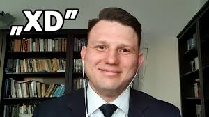 „jedna dawka, druga dawka i też trzecia, kurde bele, leci. Slawomir Mentzen Hot16challenge2 Lyrics Genius Lyrics