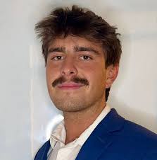 Hi, I'm Kyle, your local Social Indoor Phoenix franchise owner. I help  business owners in Phoenix, Scottsdale and the East Valley get seen