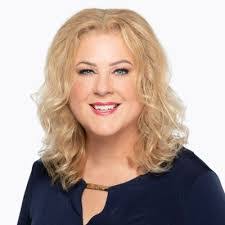 Julie Apperson's Instagram, Twitter & Facebook