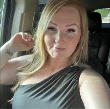 We've teamed up with @evite to give one lucky winner $2,500 in #LisaFrank  party prizes! 🌈🦄🐯 Yep, we're freaking out, too! To enter: 🎨 Like this  post 🎨 Follow both @lisafrank and @