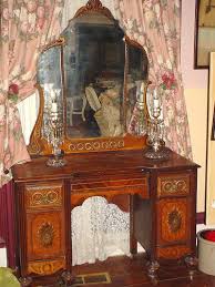 This Is Just Like The One I Inherited From My Mom Which Belonged To My Great Grandmother Circa Early 1900s Antique Vanity Antiques Vintage Vanity
