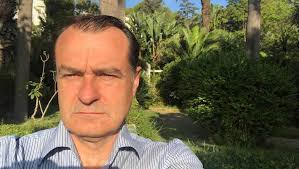 Nuevo cónsul de Francia llega a El Calafate para agradecer por la atención  al contingente de turistas con Covid