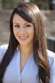 Alejandra Bustos's Instagram, Twitter & Facebook