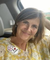 Kara Broderick's Instagram, Twitter & Facebook