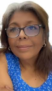 Ramona Smith's Instagram, Twitter & Facebook