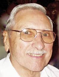 Diane Specht's Instagram, Twitter & Facebook