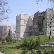 The defensive walls were made of a combination of elements designed to make the city impregnable. The Theodosian Walls Of Constantinople Are Still Standing After Thousands Of Years Istanbul Turkey Virtual Tourist Istanbul Places Around The World