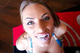 Kula stepmom marang kula bukkake sawise aku iki rampung caressing dheweke  jus susu. - Videos - Only Brunettes porn - only-brunettes.com