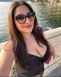 Widows/widowers over 60